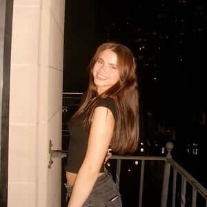 Meet your Posher, Madelynn